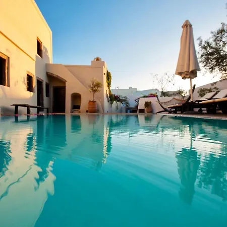 Santorini Heritage Mansion Sophia Megalochori *