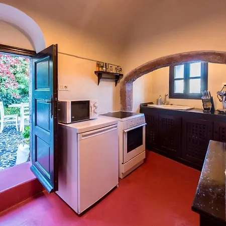 Villa Santorini Heritage Mansion Sophia Megalochori